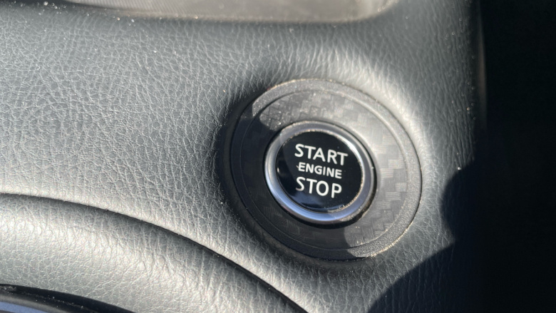 Nissan Juke 1.0 DiG-T 114 N-Connecta 5dr Petrol Hatchback